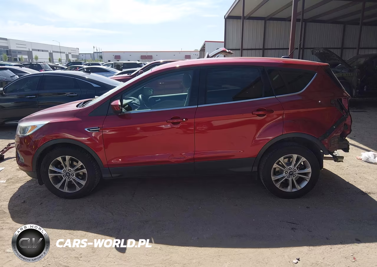 2017 Ford Escape Se VIN:1FMCU0GD6HUA38407 - 14