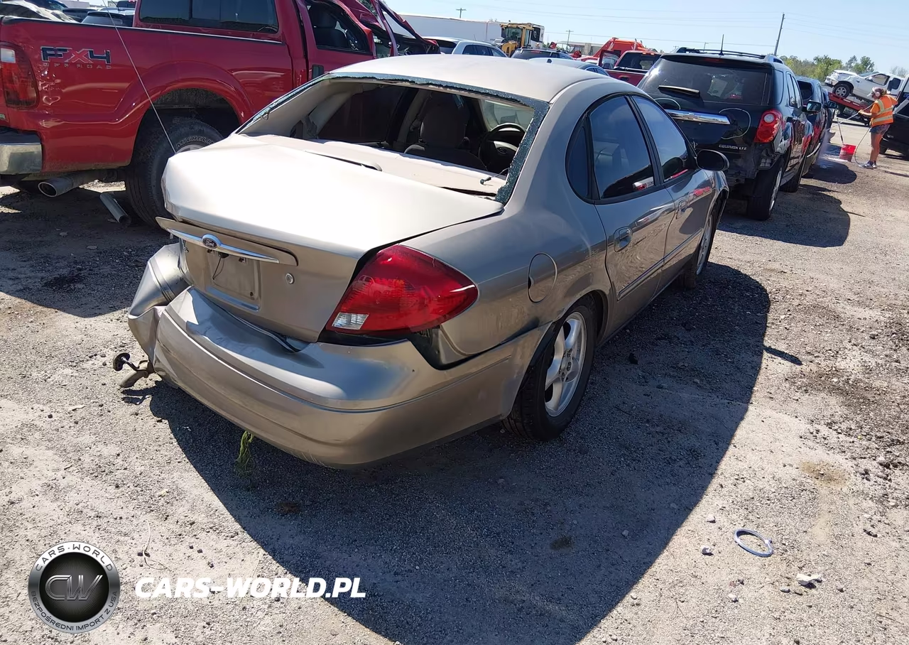 2003 Ford Taurus Ses VIN:1FAFP55U83G204898 - 4