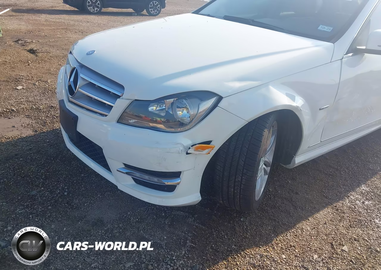 2012 Mercedes-Benz C 250 Luxury-Sport VIN:WDDGF4HB6CA609284 - 6