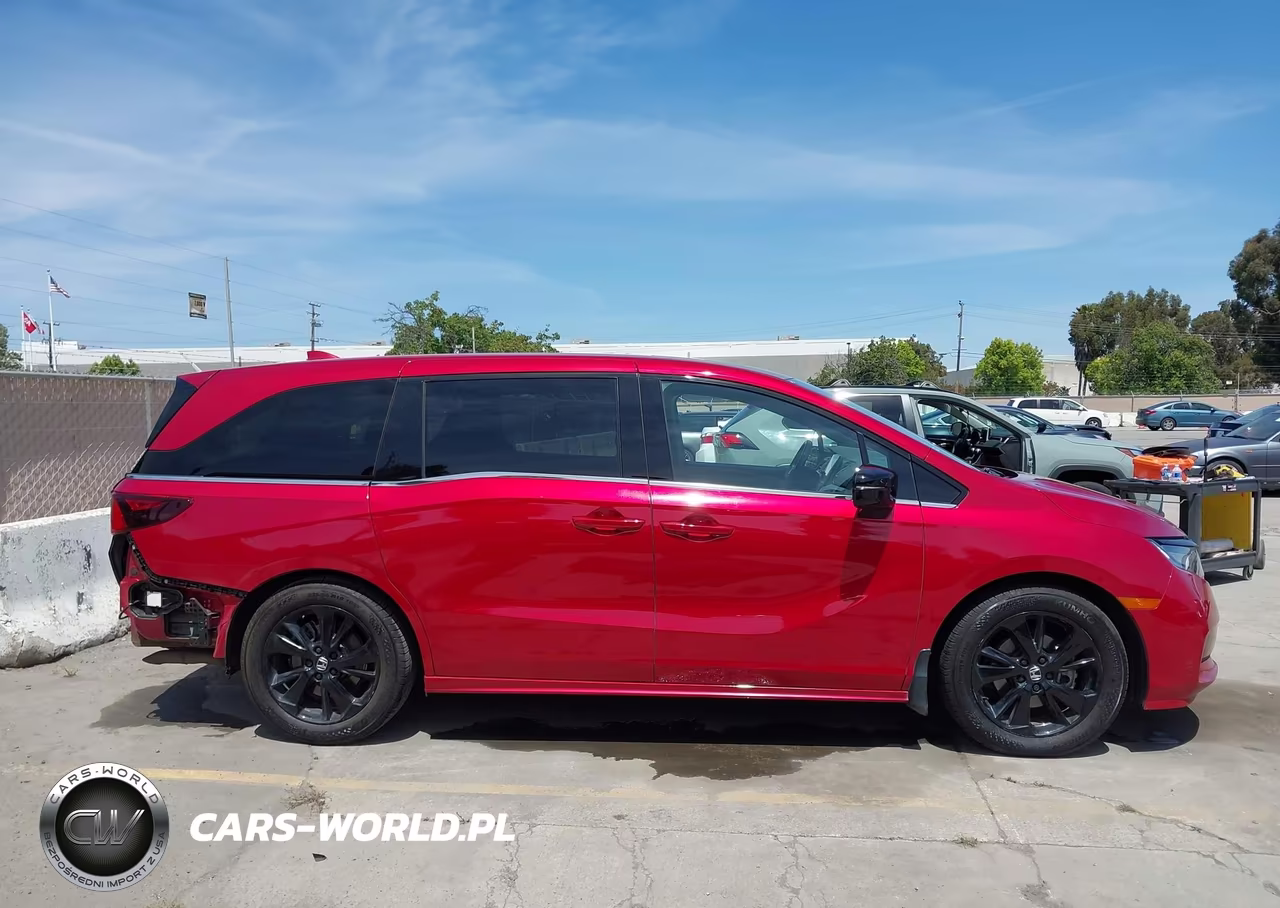 2023 Honda Odyssey Sport VIN:5FNRL6H78PB072577 - 14