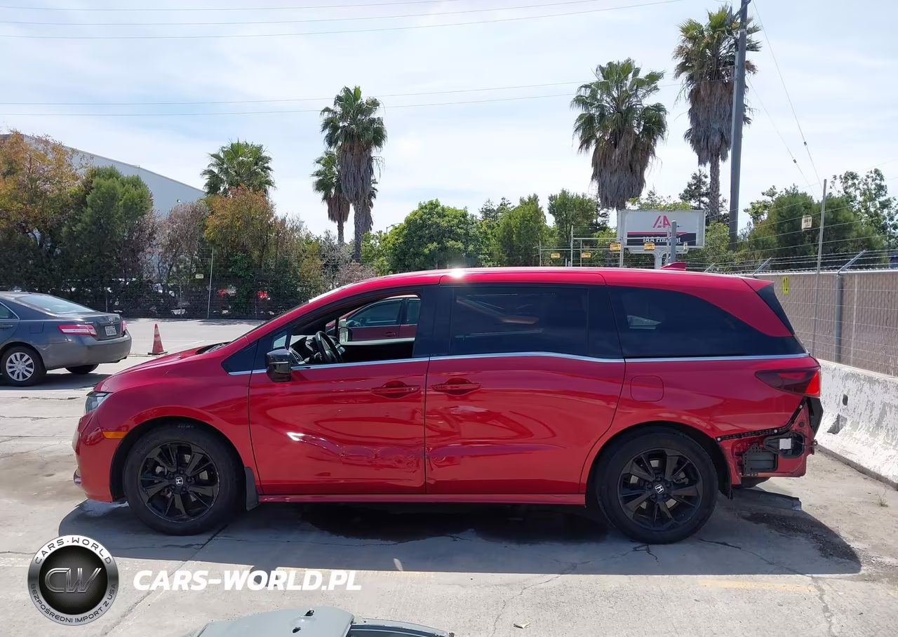 2023 Honda Odyssey Sport VIN:5FNRL6H78PB072577 - 15