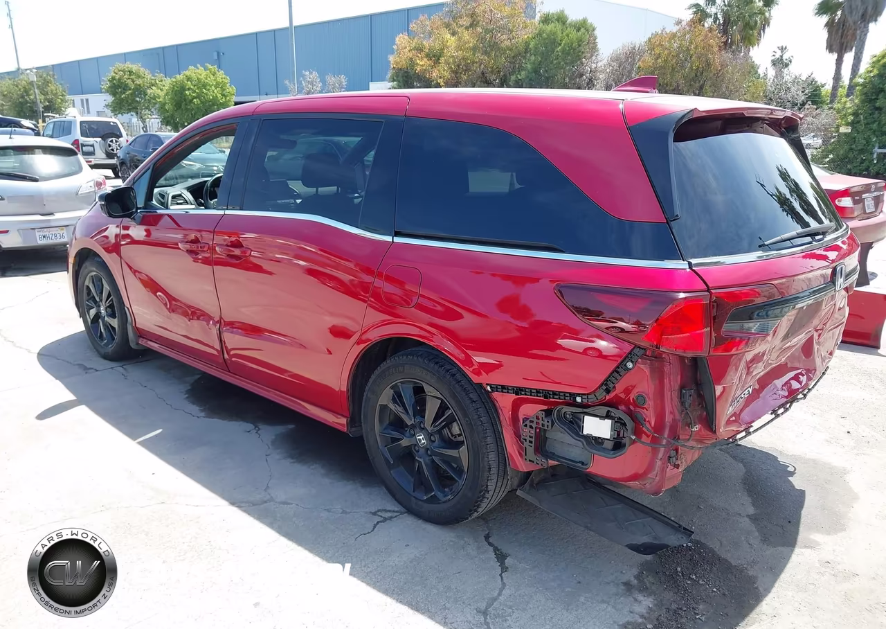 2023 Honda Odyssey Sport VIN:5FNRL6H78PB072577 - 3