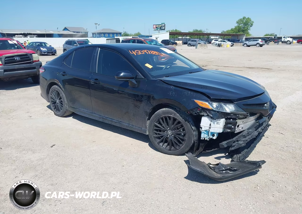 2020 Toyota Camry Se Nightshade Edition – zdjęcie 1 z 17
