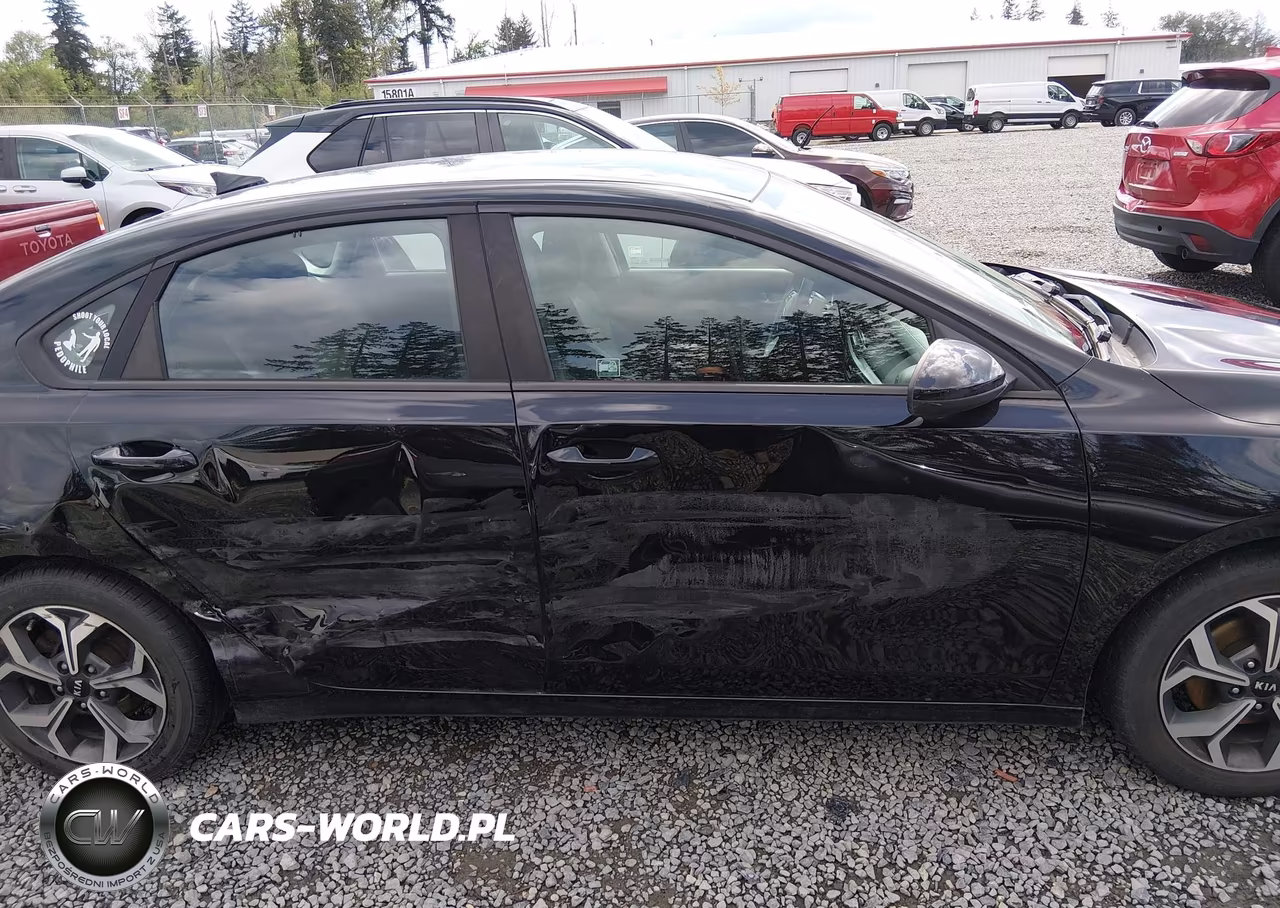 2020 Kia Forte Lxs VIN:3KPF24AD9LE157308 - 13
