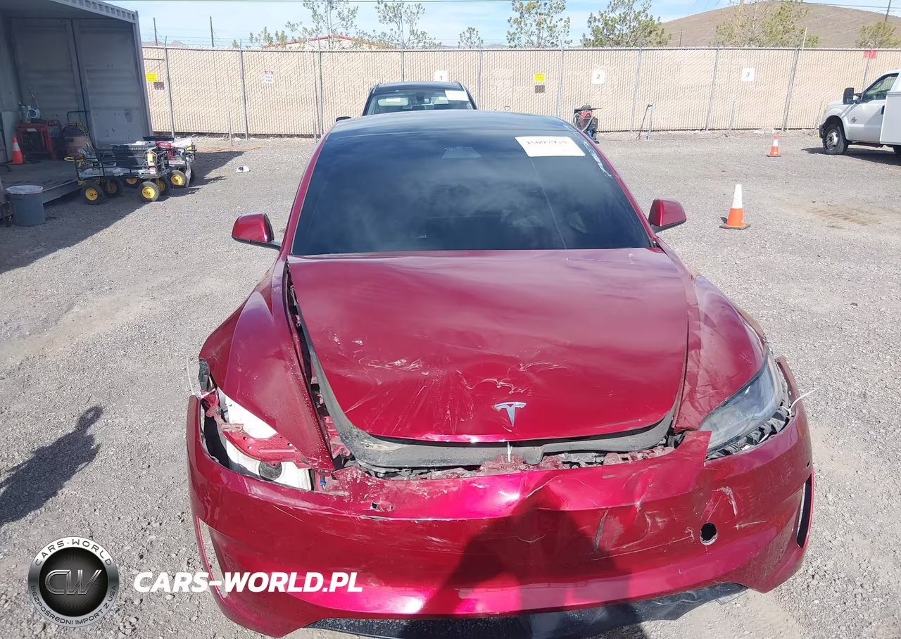 2025 Tesla Model 3 Performance All-Wheel Drive VIN:5YJ3E1ET3SF072905 - 13