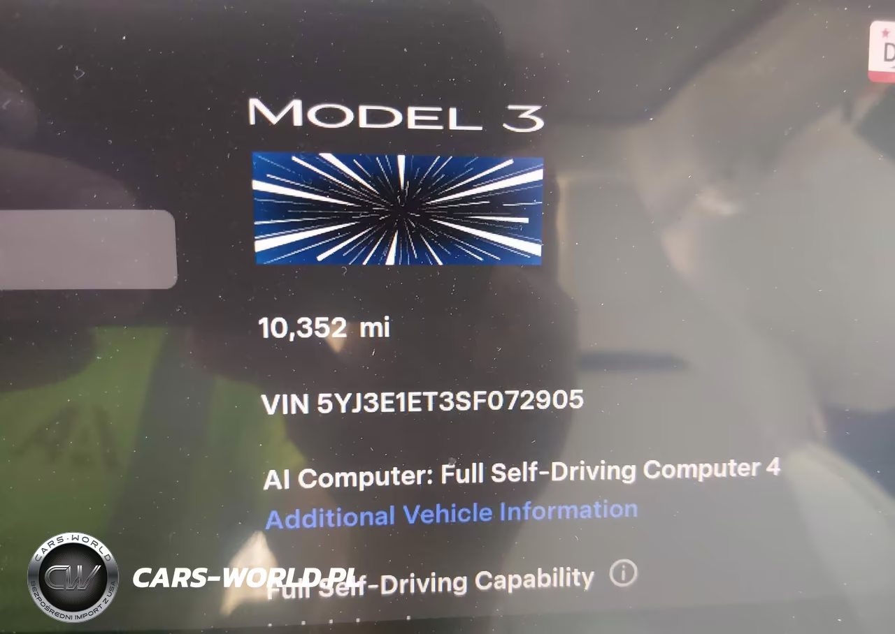 2025 Tesla Model 3 Performance All-Wheel Drive VIN:5YJ3E1ET3SF072905 - 16