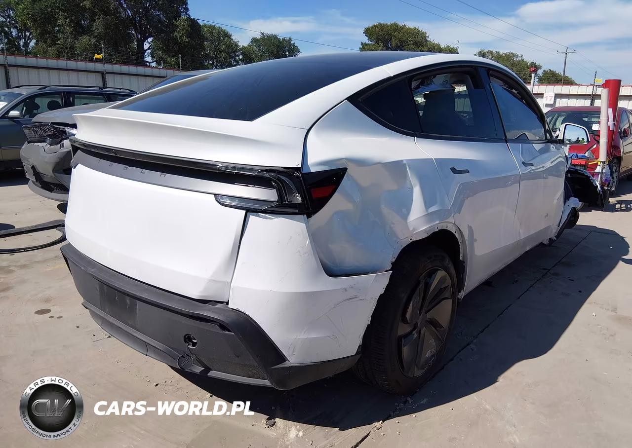 2026 Tesla Model Y Premium Rear-Wheel Drive-Rear-Wheel Drive VIN:7SAYGDED5TA442845 - 4