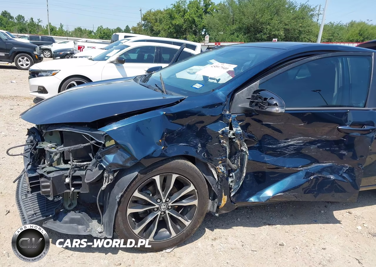 2018 Toyota Corolla Se VIN:5YFBURHE2JP839611 - 6