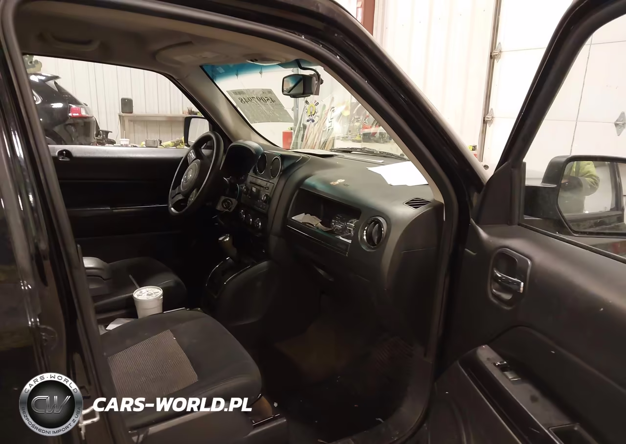 2016 Jeep Patriot Sport VIN:1C4NJPBAXGD688271 - 5
