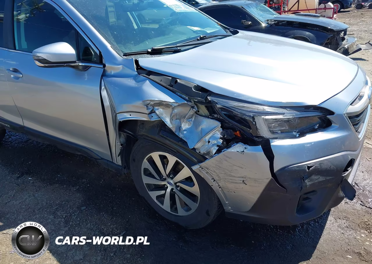 2020 Subaru Outback Premium VIN:4S4BTACC0L3216876 - 18