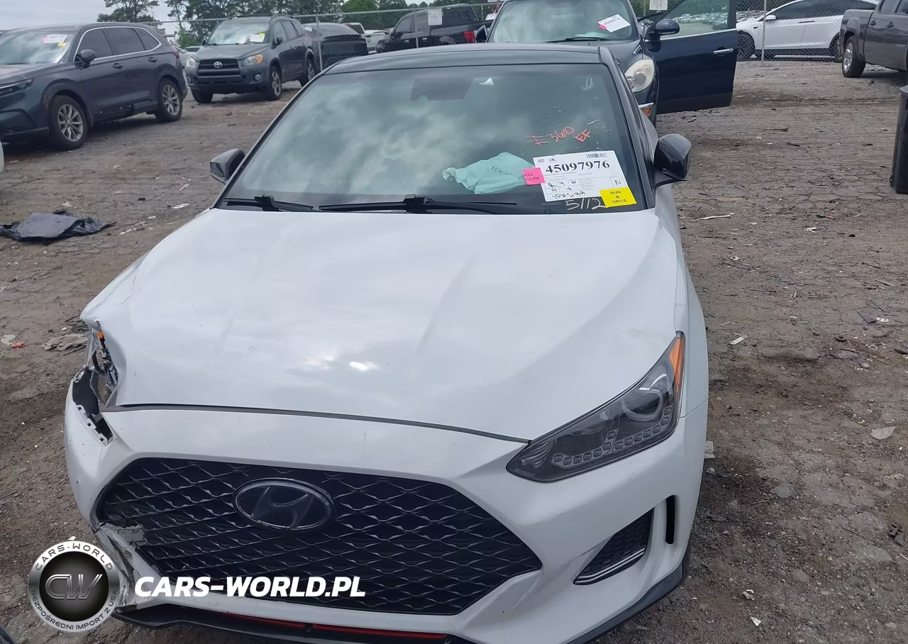 2020 Hyundai Veloster Turbo Ultimate VIN:KMHTH6AB3LU031843 - 12