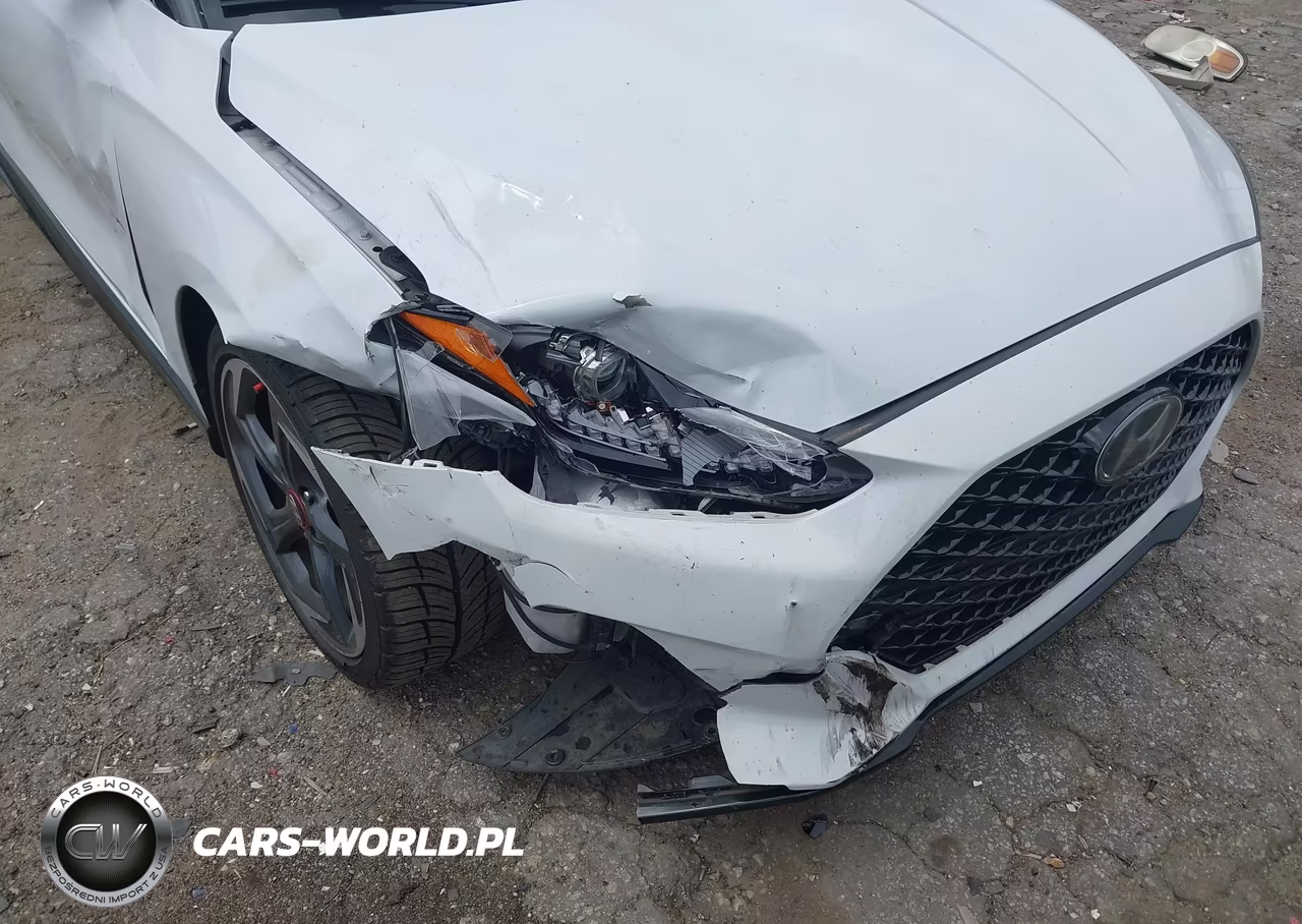 2020 Hyundai Veloster Turbo Ultimate VIN:KMHTH6AB3LU031843 - 18