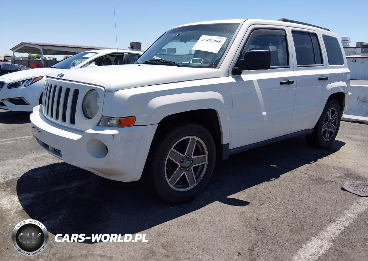 2008 Jeep Patriot Sport VIN:1J8FT28W38D775945 - 2