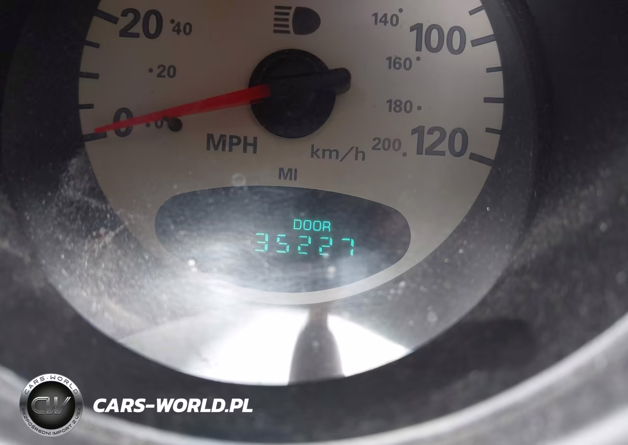 2005 Chrysler Pt Cruiser Limited VIN:3C8FY68B85T540247 - 7