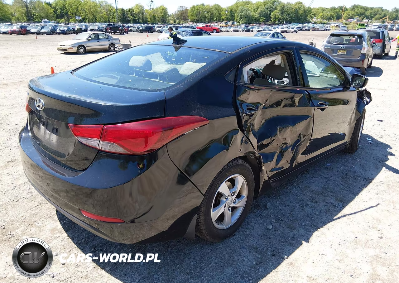 2015 Hyundai Elantra Se VIN:KMHDH4AE9FU354639 - 4