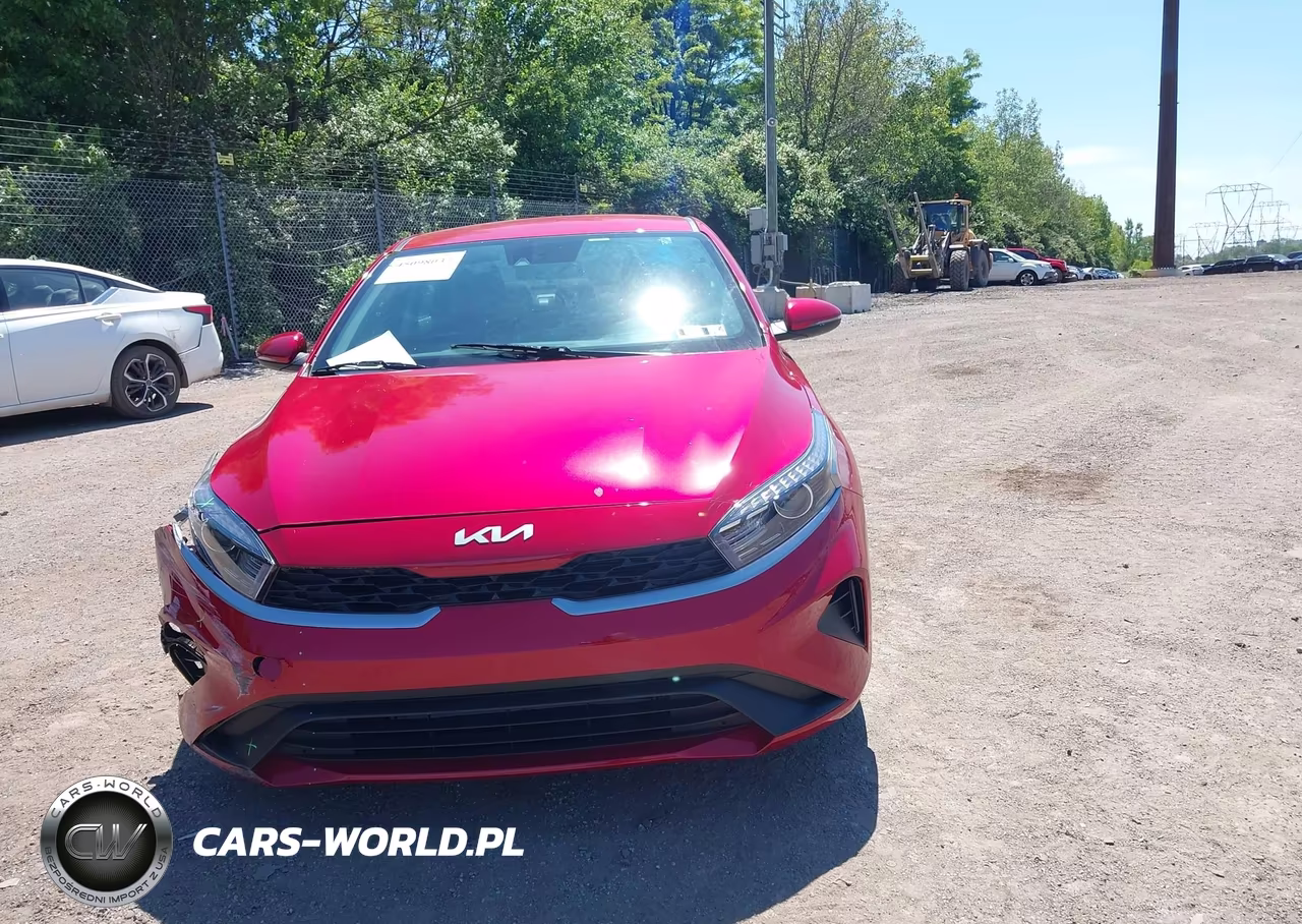 2023 Kia Forte Lxs VIN:3KPF24AD2PE658532 - 13