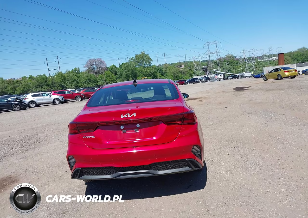 2023 Kia Forte Lxs VIN:3KPF24AD2PE658532 - 17