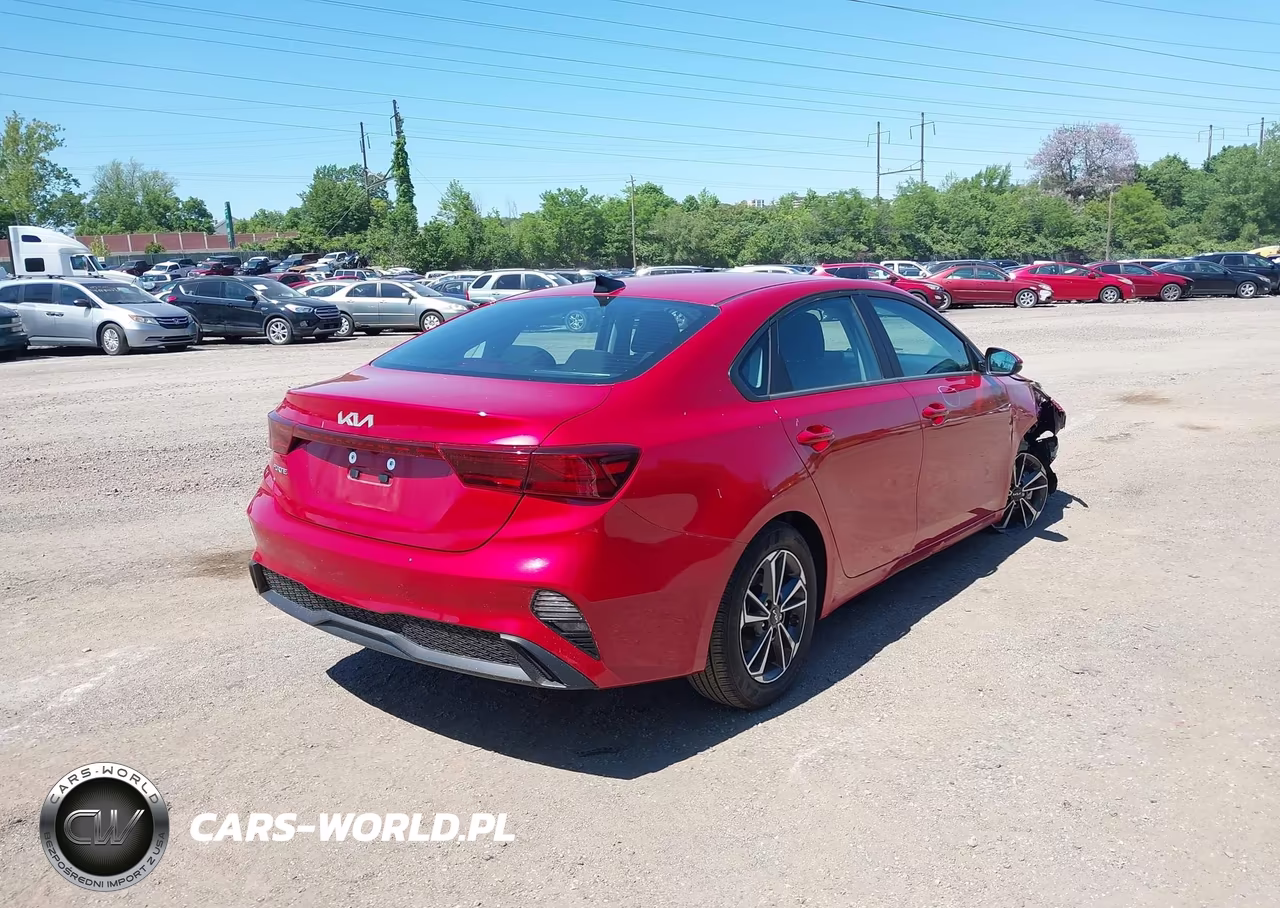 2023 Kia Forte Lxs VIN:3KPF24AD2PE658532 - 4
