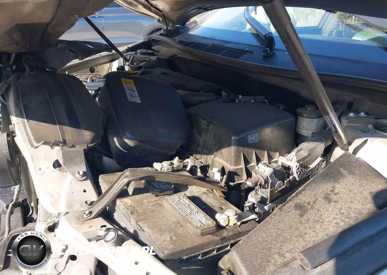 2017 Toyota Camry Le VIN:4T1BF1FK2HU733673 - 10