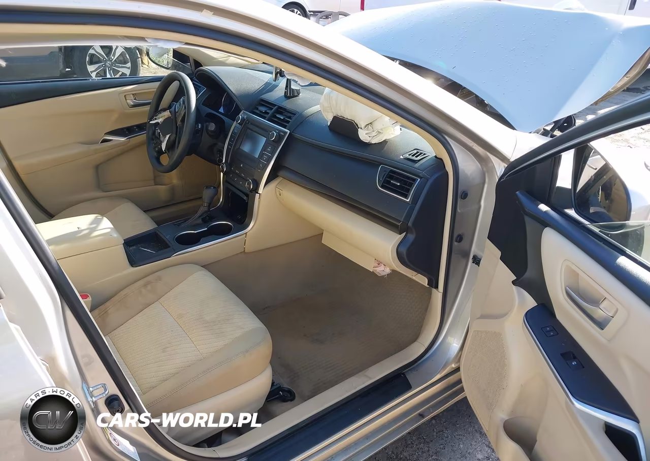 2017 Toyota Camry Le VIN:4T1BF1FK2HU733673 - 5