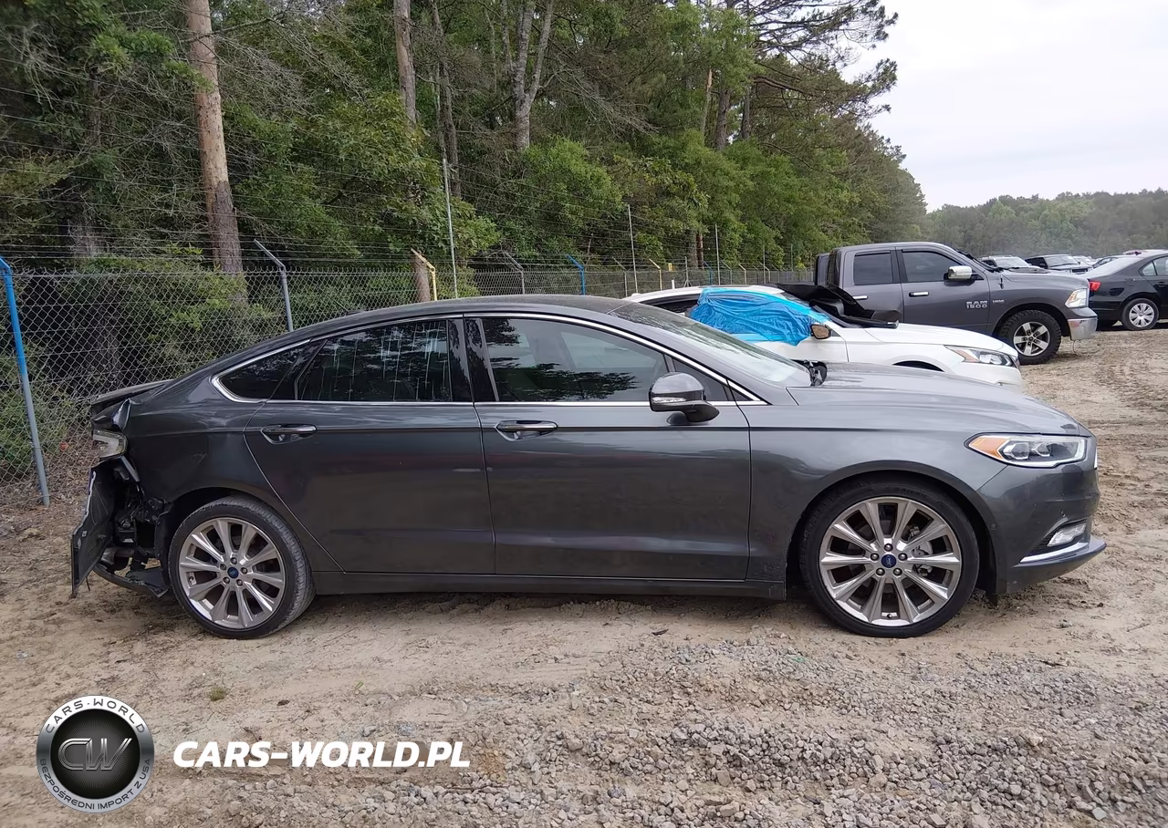 2017 Ford Fusion Platinum VIN:3FA6P0K94HR414630 - 13