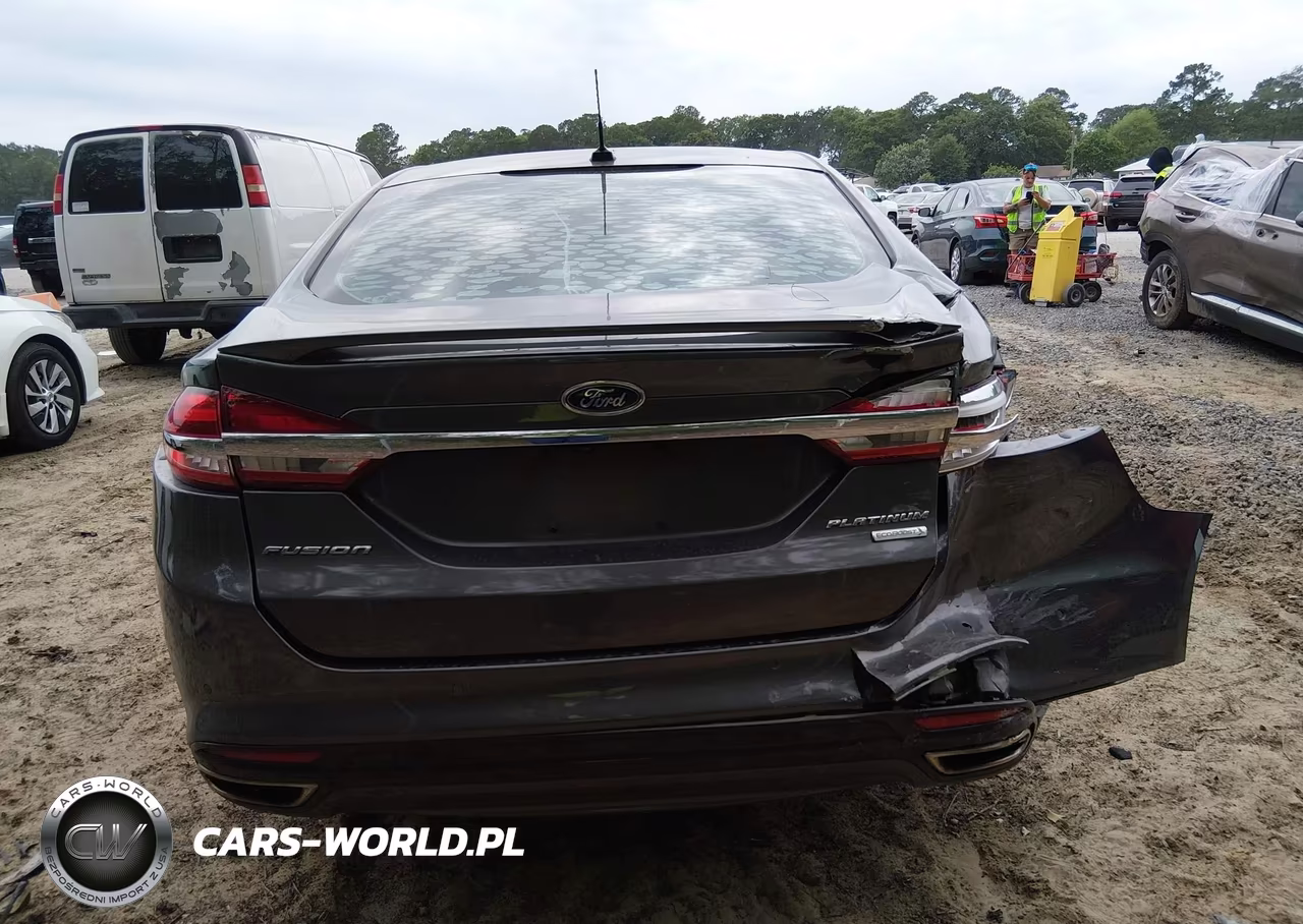 2017 Ford Fusion Platinum VIN:3FA6P0K94HR414630 - 16