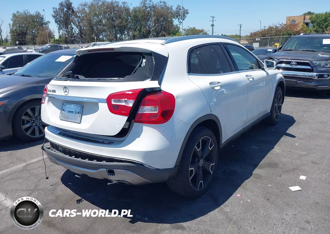 2018 Mercedes-Benz Gla 250 VIN:WDCTG4EB5JJ520193 - 4
