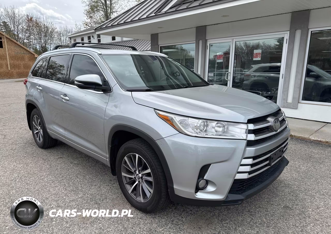 Główne zdjęcie 2017 Toyota Highlander Xle
