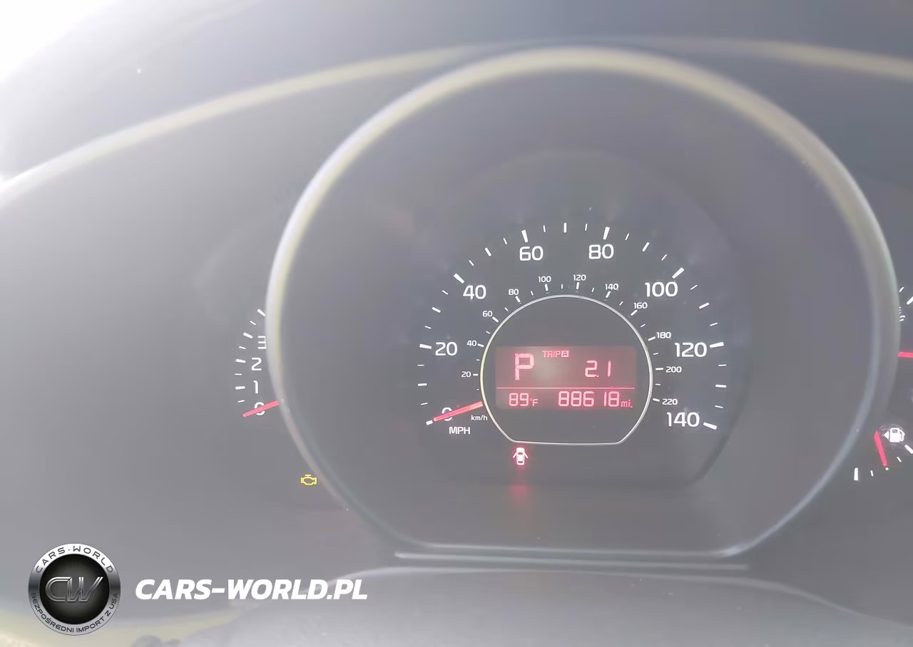 2015 Kia Soul VIN:KNDJN2A23F7759324 - 7