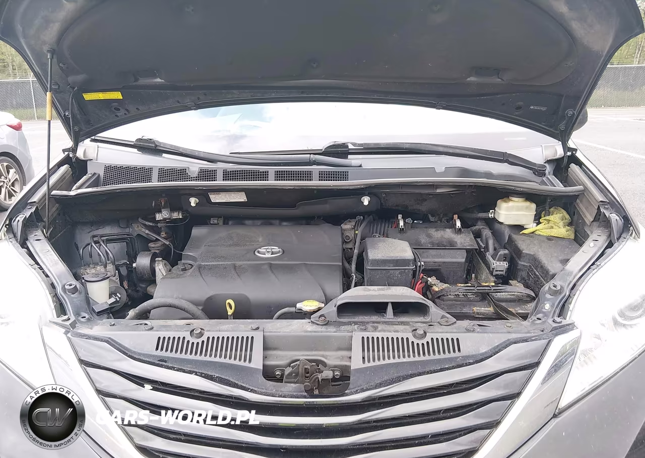 2015 Toyota Sienna Le 8 Passenger VIN:5TDKK3DC2FS661267 - 10