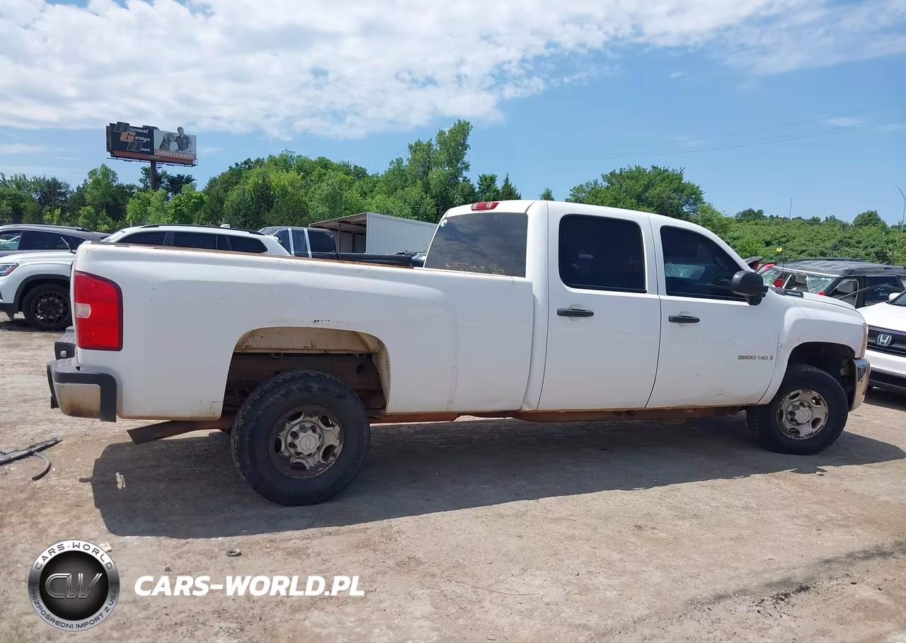 2008 Chevrolet Silverado 2500Hd Work Truck VIN:1GCHC23K88F199262 - 13