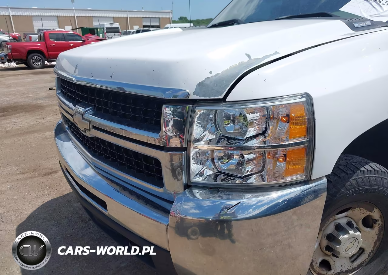 2008 Chevrolet Silverado 2500Hd Work Truck VIN:1GCHC23K88F199262 - 6