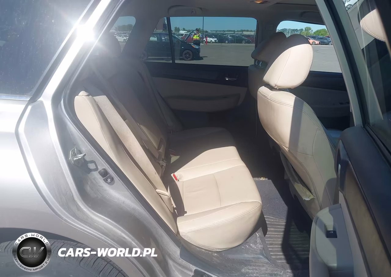2017 Subaru Outback 2.5I Limited VIN:4S4BSANC1H3243298 - 8