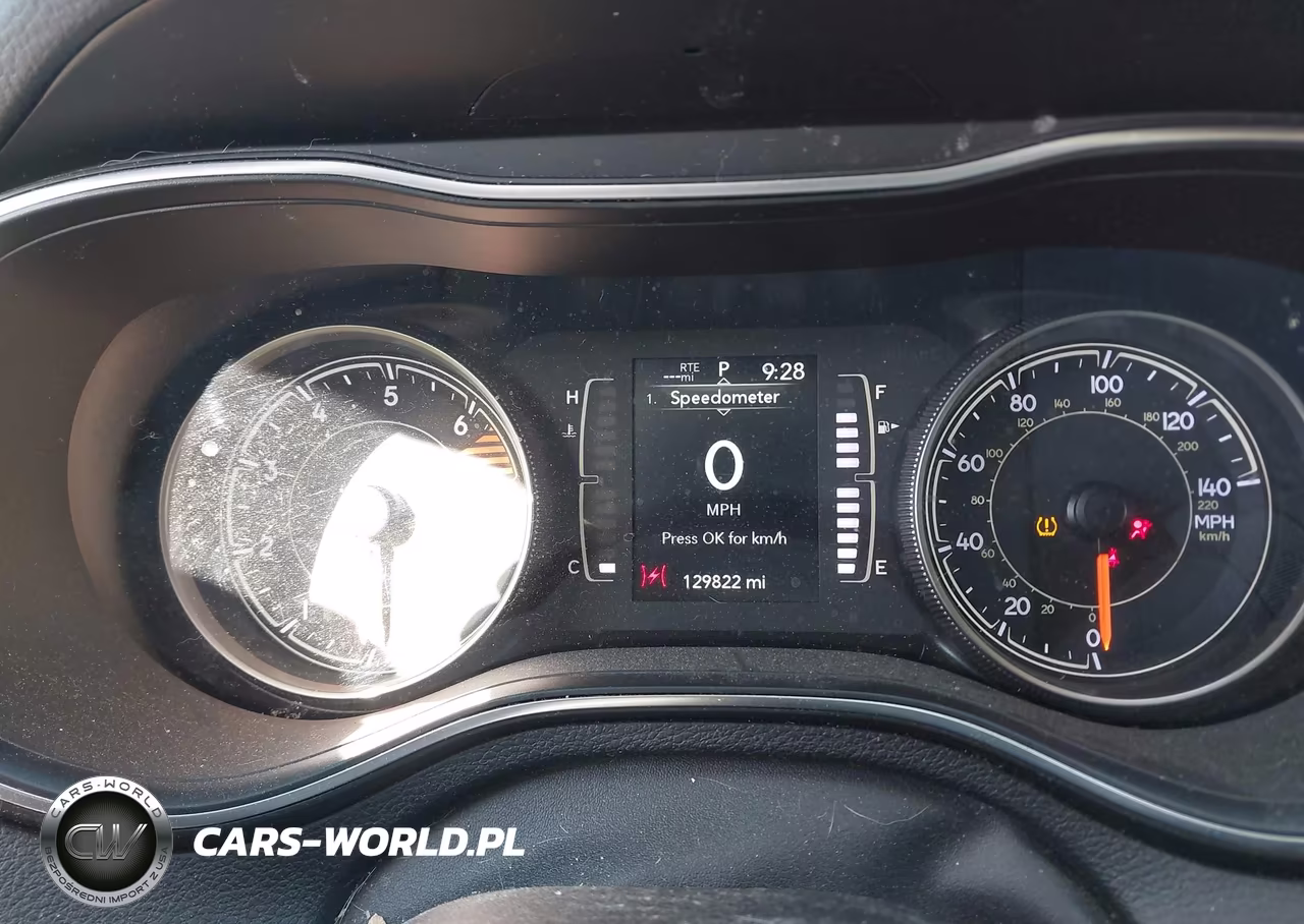 2019 Jeep Cherokee Latitude Fwd VIN:1C4PJLCB6KD187220 - 7