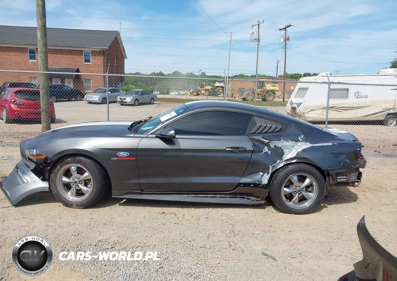 2018 Ford Mustang Ecoboost VIN:1FA6P8TH6J5179368 - 15