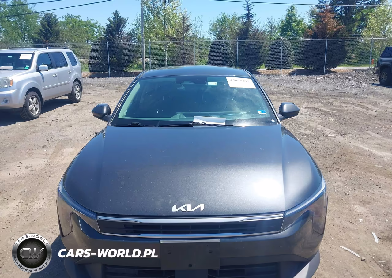 2025 Kia K4 Lxs VIN:3KPFT4DE5SE018244 - 12