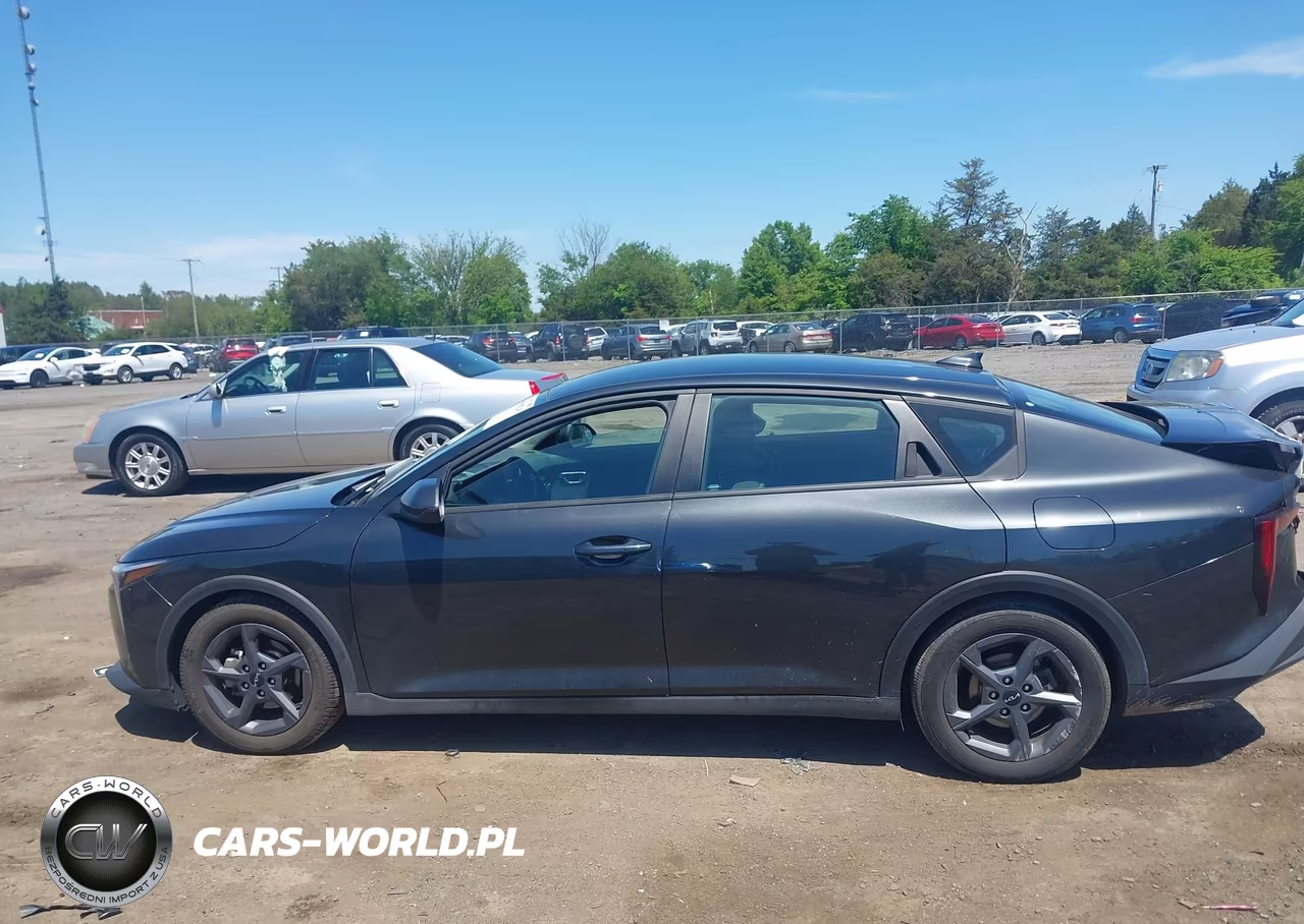2025 Kia K4 Lxs VIN:3KPFT4DE5SE018244 - 14