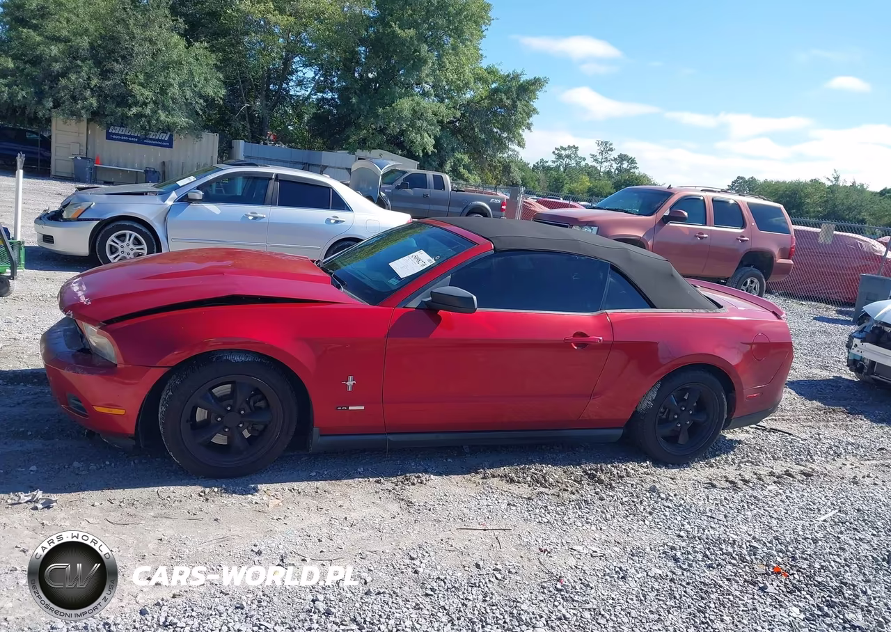 2012 Ford Mustang V6 Premium VIN:1ZVBP8EM3C5222020 - 13