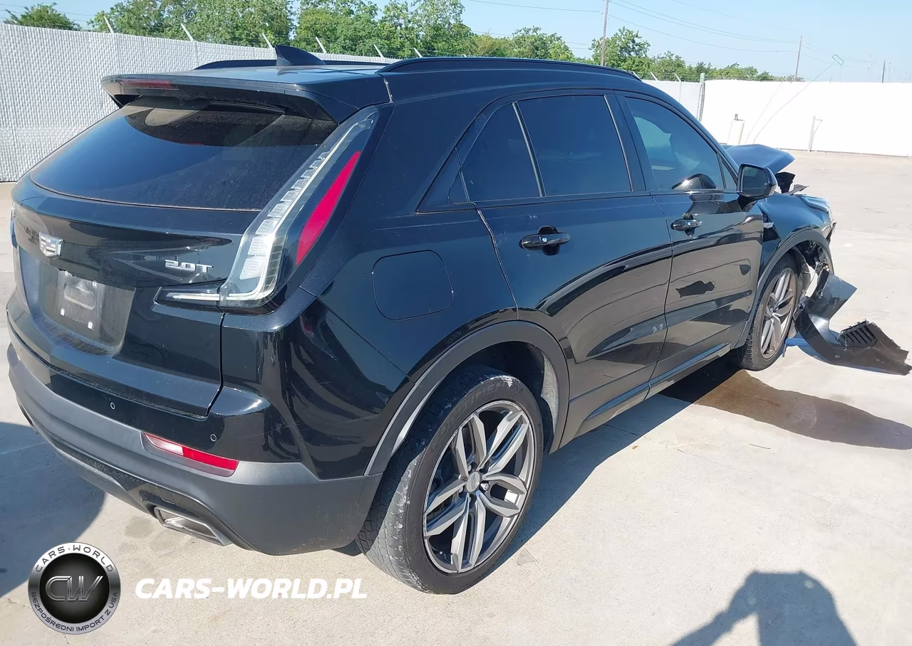 2019 Cadillac Xt4 Sport VIN:1GYFZER47KF189081 - 4