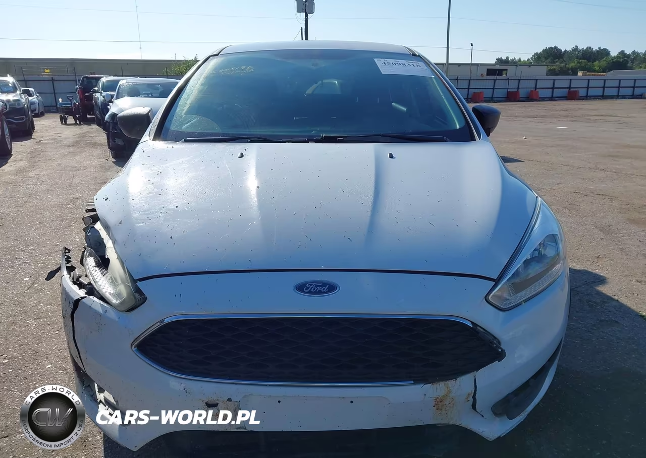 2017 Ford Focus S VIN:1FADP3E22HL229580 - 12