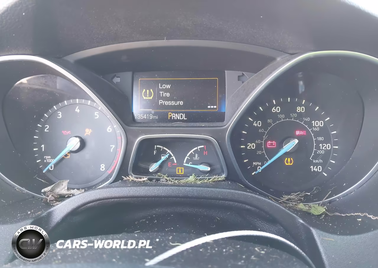 2017 Ford Focus S VIN:1FADP3E22HL229580 - 7