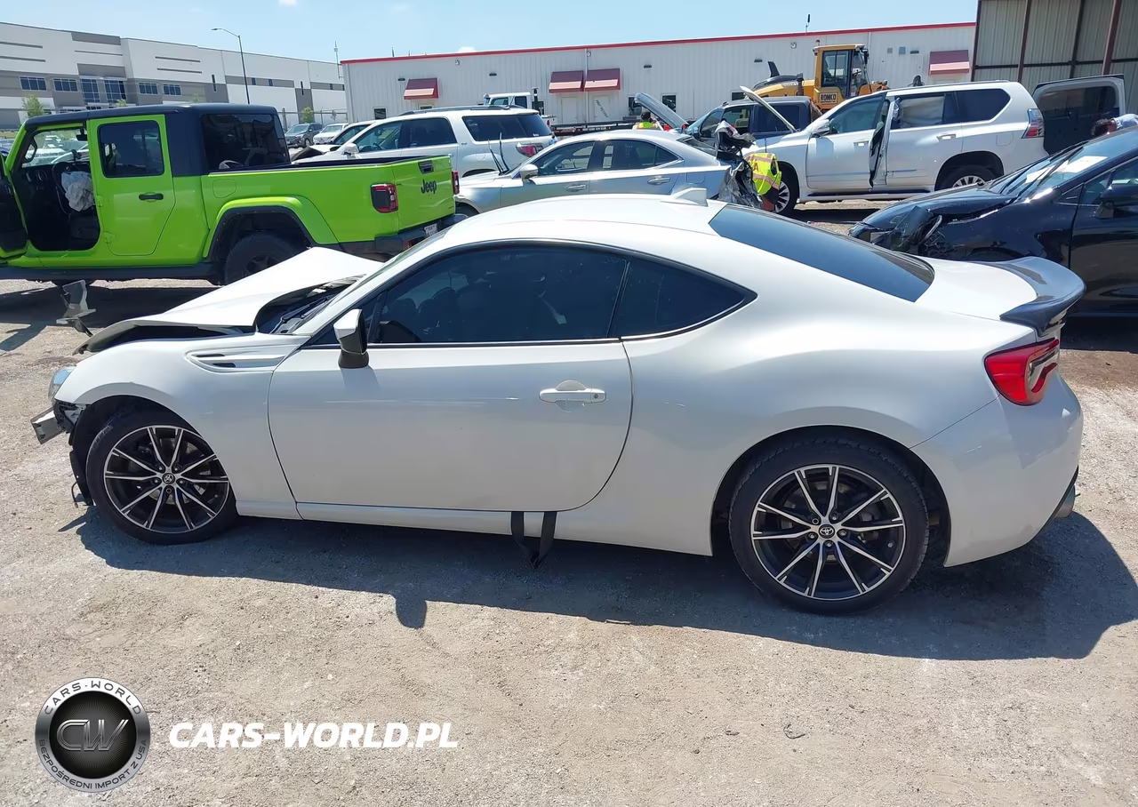 2017 Toyota 86 VIN:JF1ZNAA11H8703437 - 13