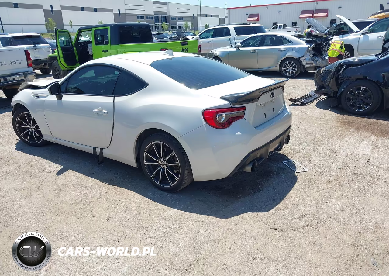2017 Toyota 86 VIN:JF1ZNAA11H8703437 - 3