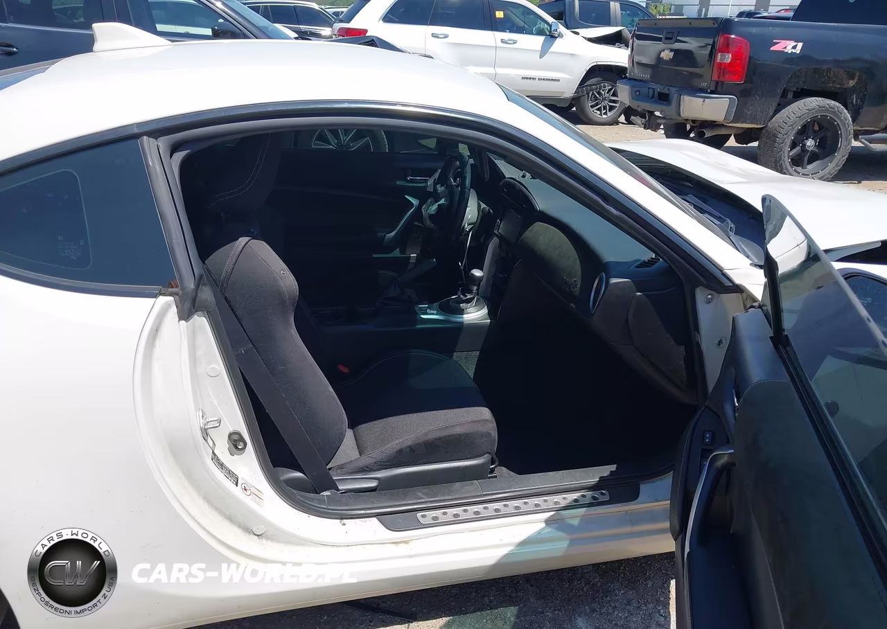 2017 Toyota 86 VIN:JF1ZNAA11H8703437 - 5