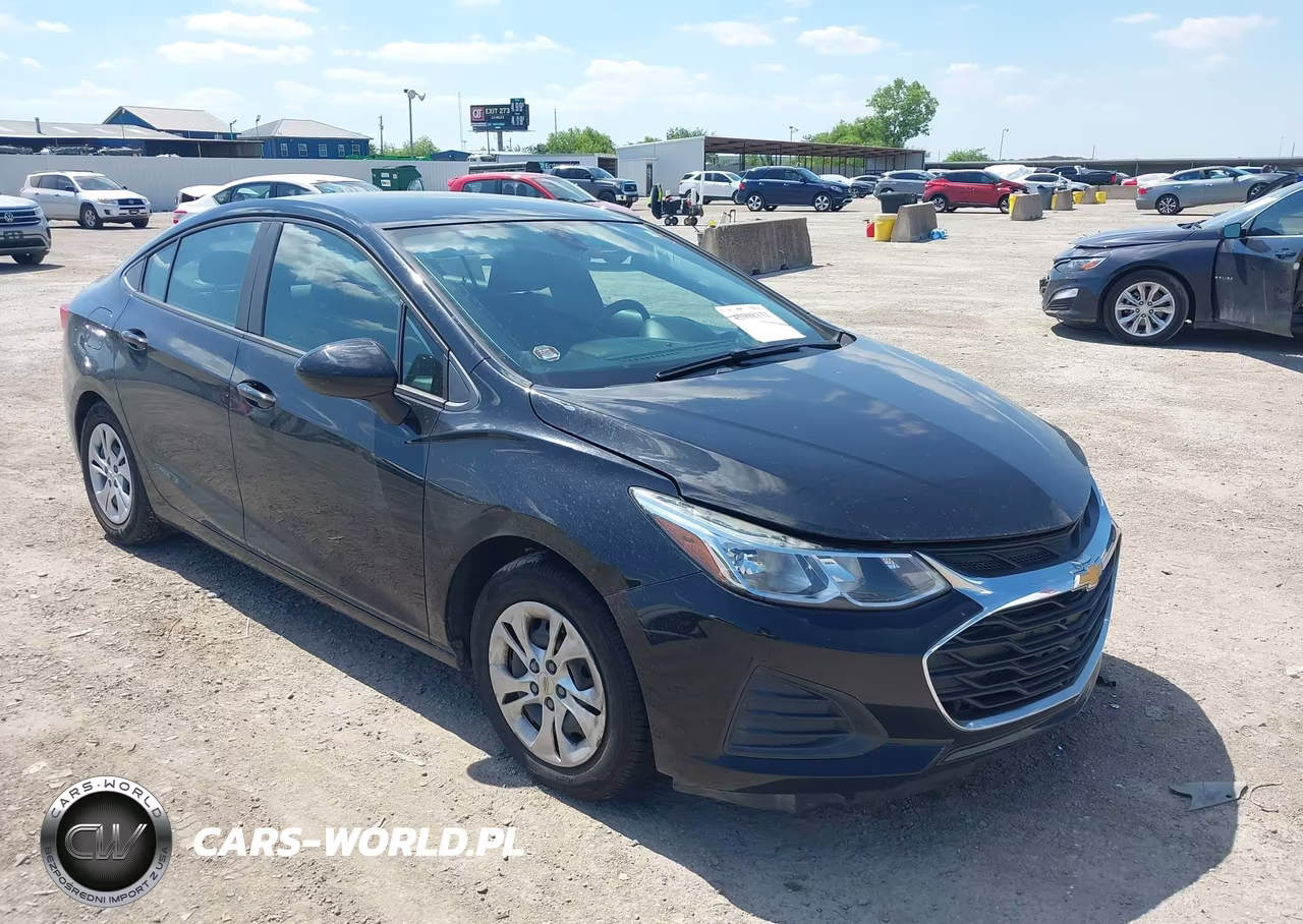 2019 Chevrolet Cruze Ls – zdjęcie 1 z 16