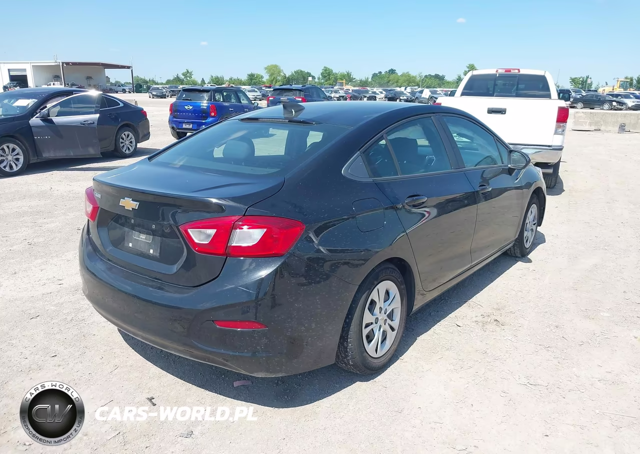 2019 Chevrolet Cruze Ls VIN:1G1BC5SM6K7149108 - 4