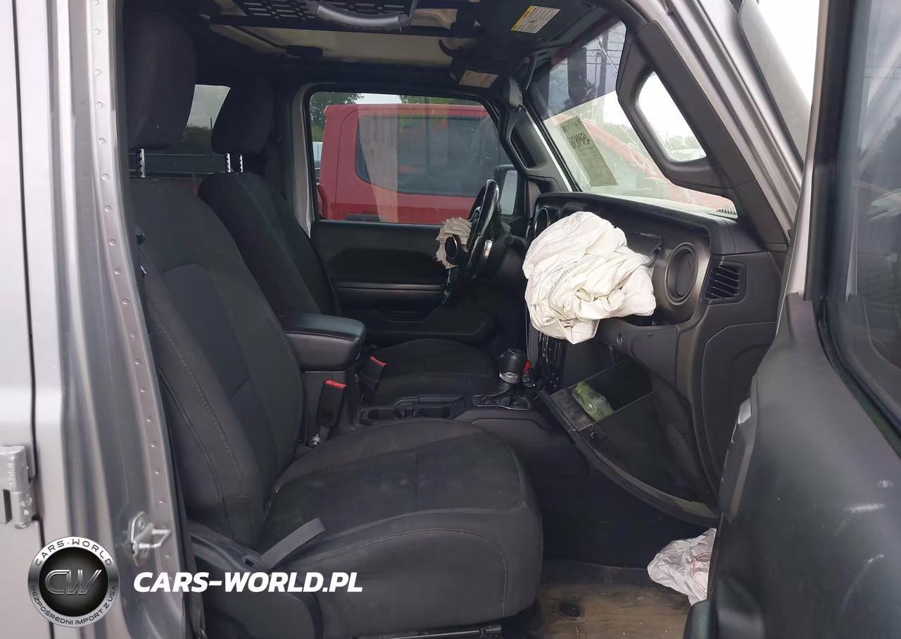 2020 Jeep Gladiator Sport S 4X4 VIN:1C6JJTAG6LL136223 - 5