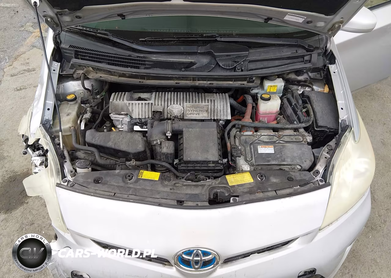2013 Toyota Prius Two VIN:JTDKN3DU8D5565596 - 10
