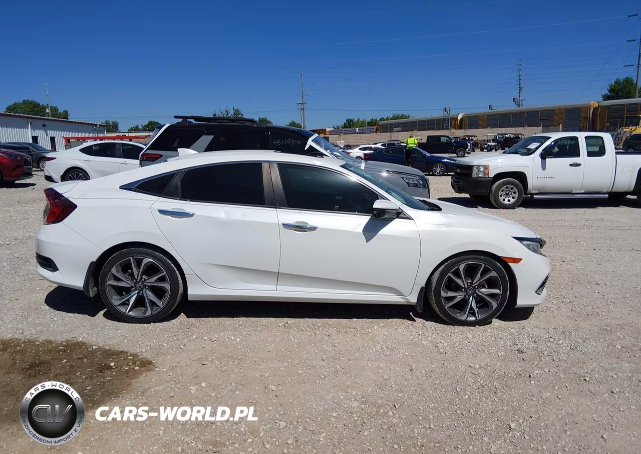 2020 Honda Civic Touring VIN:2HGFC1F99LH680446 - 13
