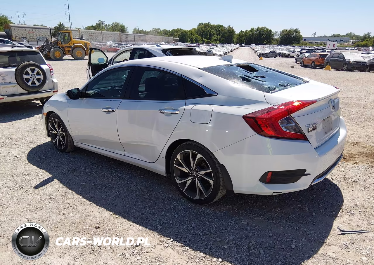 2020 Honda Civic Touring VIN:2HGFC1F99LH680446 - 3
